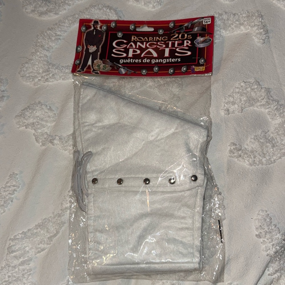 Halloween costume roaring 20s gangster spats